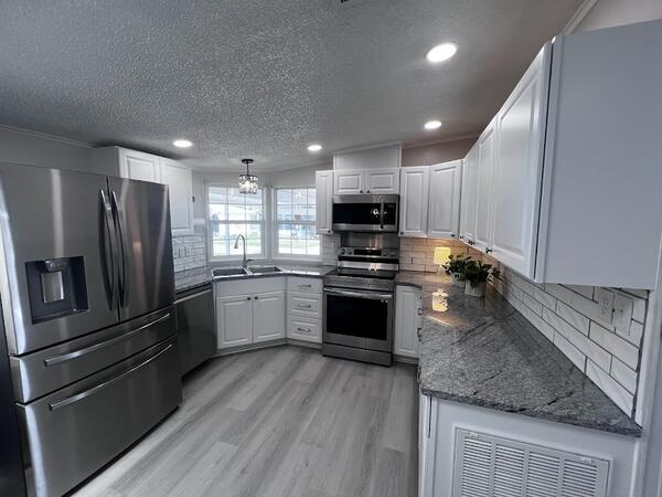 419 Tennis Lane a Winter Haven, FL Mobile or Manufactured Home for Sale